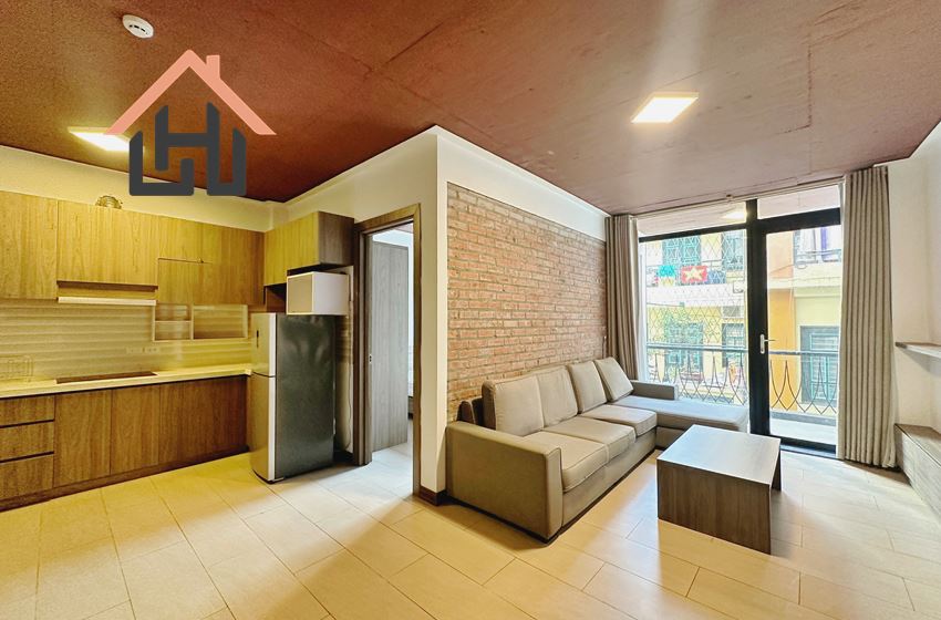 Spacious One-Bedroom Apartment with balcony in Tu Hoa, West Lake, Hanoi