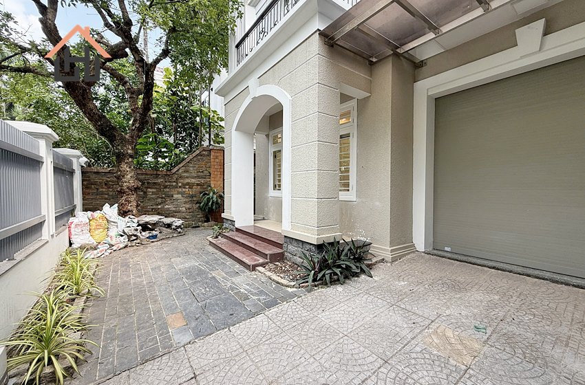 Nice 5 bedroom villa for rent in Ciputra, Hanoi