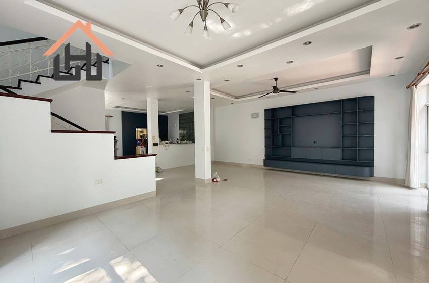 Spacious nice villa for rent in Ciputra, Hanoi