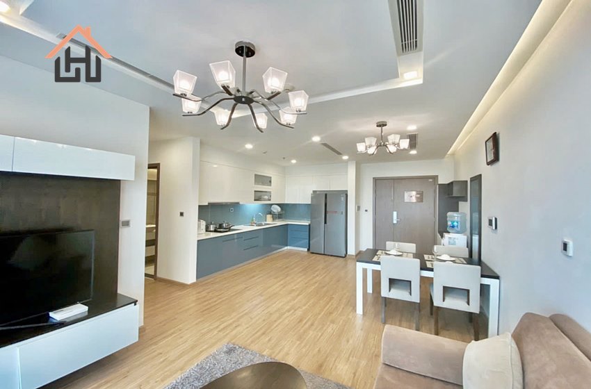 Nice 2 bedroom apartment for rent in Vinhomes Metropolis, Hanoi