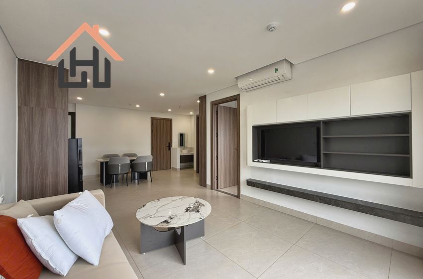 Modern 2-Bedroom Apartment in Xuan La, Hanoi
