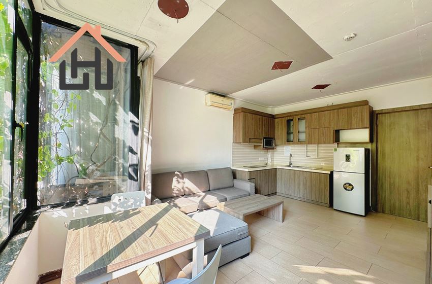 Comfortable West Lake Living, 01 Apartment in Tu Hoa, West Lake, Hanoi