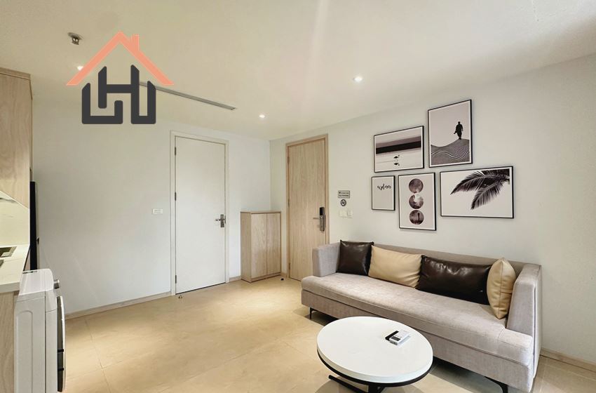 Modern One-Bedroom Apartment in Nhat Chieu, Tay Ho, Hanoi