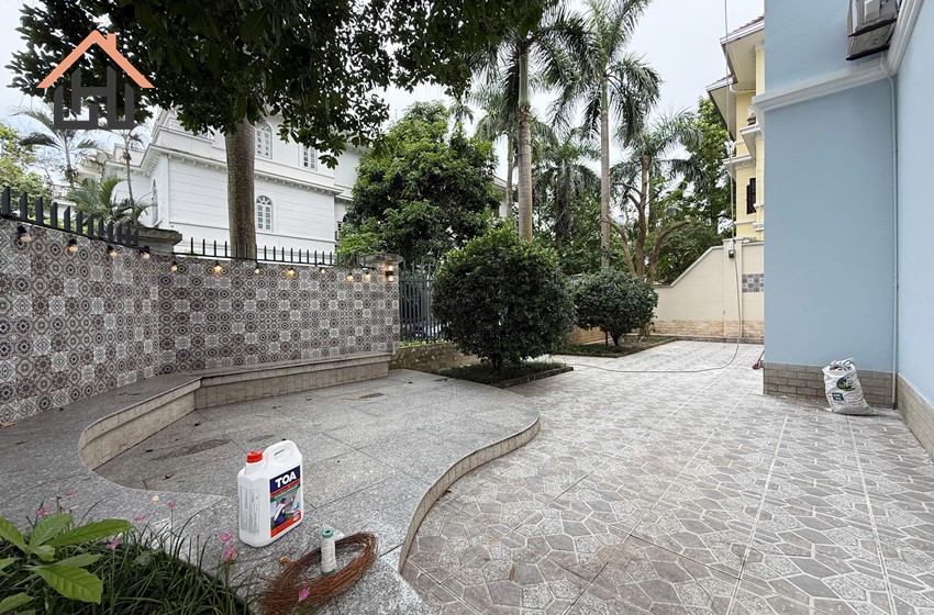 Semi furnished 4 bedroom villa at great location – Ciputra Hanoi
