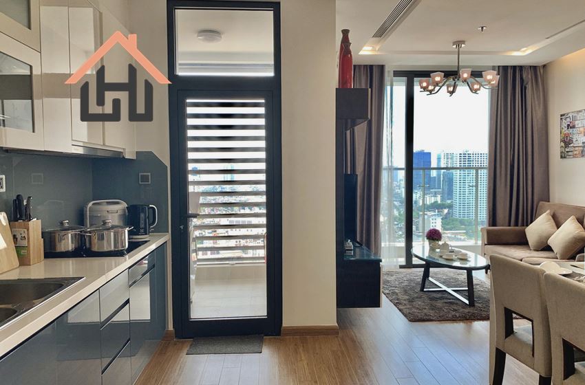 Nice 2-Bedroom Apartment with City View, Vinhomes Metropolis, Hanoi