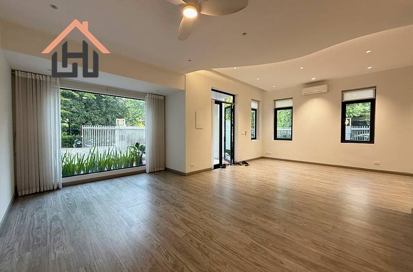 Nice 5-Bedroom Villa for Rent in Ciputra, Hanoi