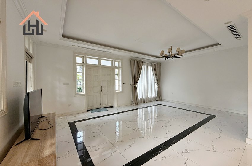 Beautiful 4 bedroom villa for rent in Ciputra, Hanoi