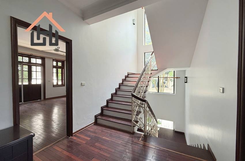 Spacious nice villa for rent in Ciputra, Hanoi