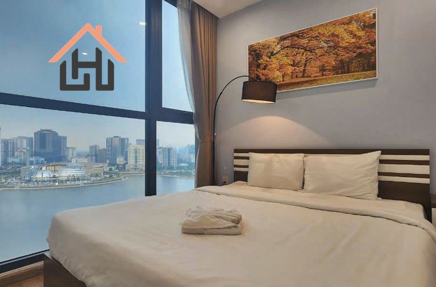 Stylish 02 bedrooms apartment in Vinhome Skylake, Hanoi