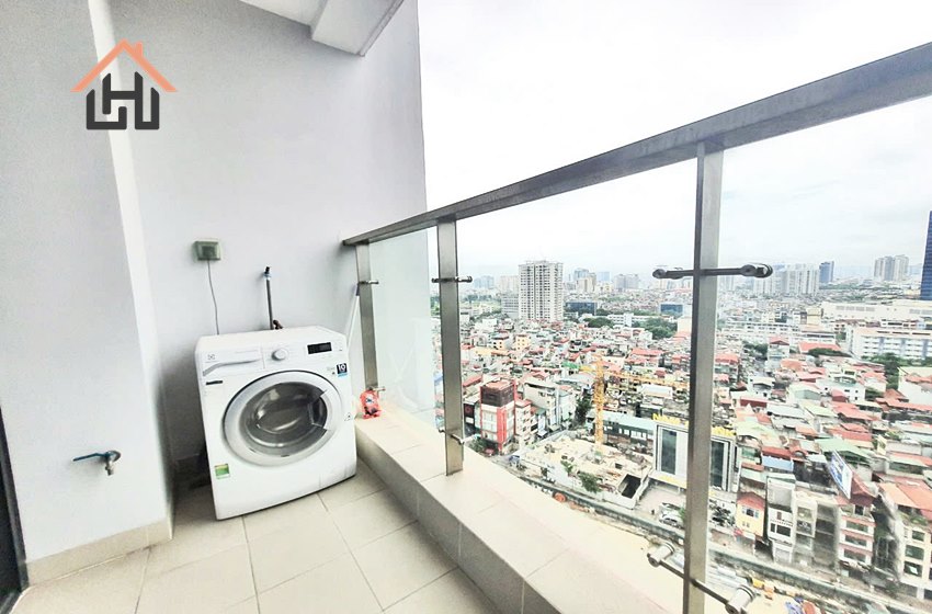 Nice 2 bedroom apartment for rent in Vinhomes Metropolis, Hanoi