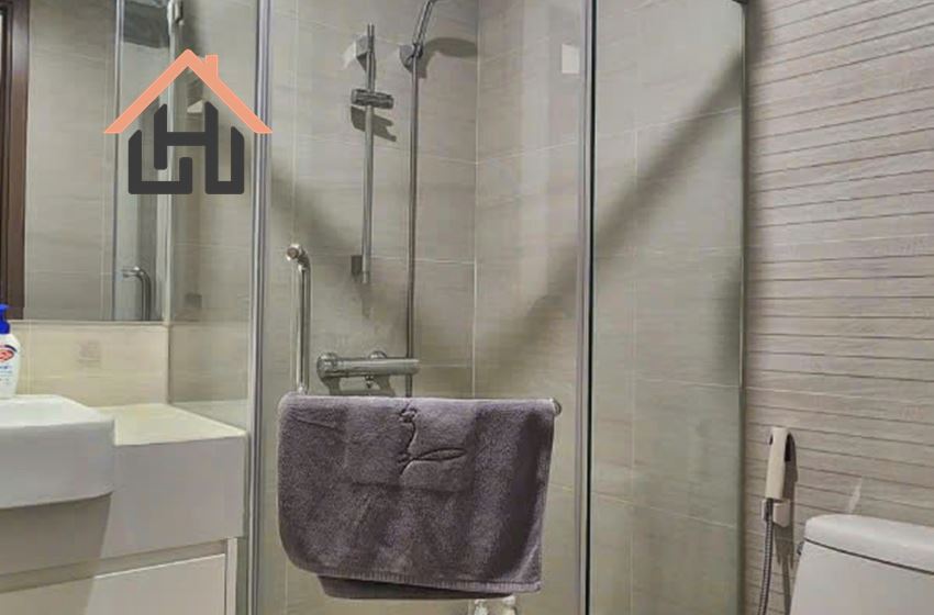Stylish 02 bedrooms apartment in Vinhome Skylake, Hanoi