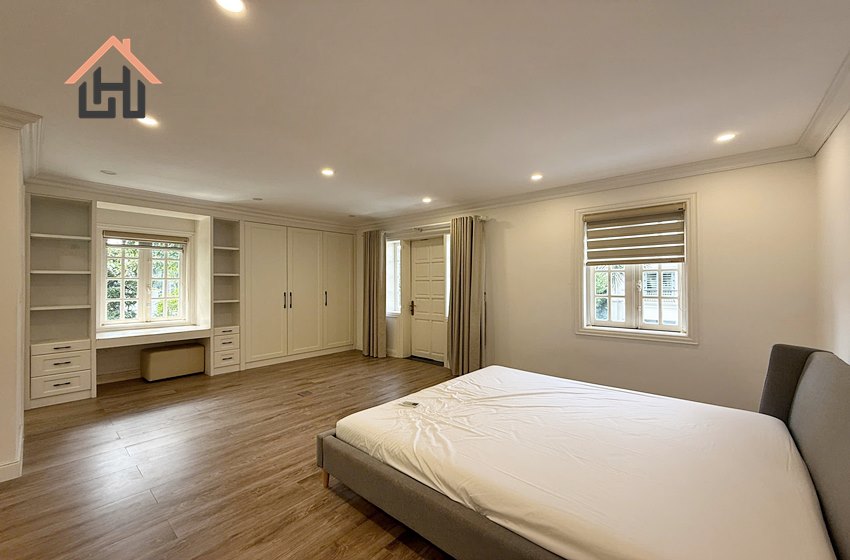 Beautiful 4 bedroom villa for rent in Ciputra, Hanoi