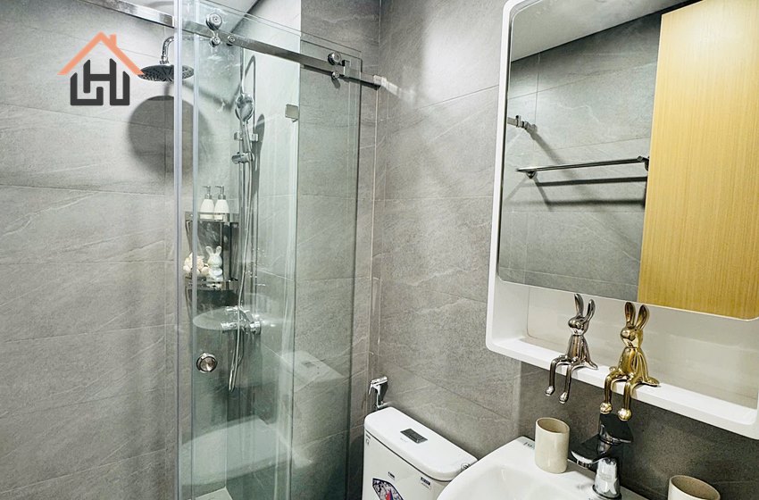 Cosy 2 bedroom apartment for rent in Dong Da, Hanoi