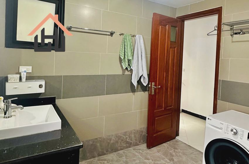 Bright 1-Bedroom Apartment with Balcony, Xuan La, Tay Ho