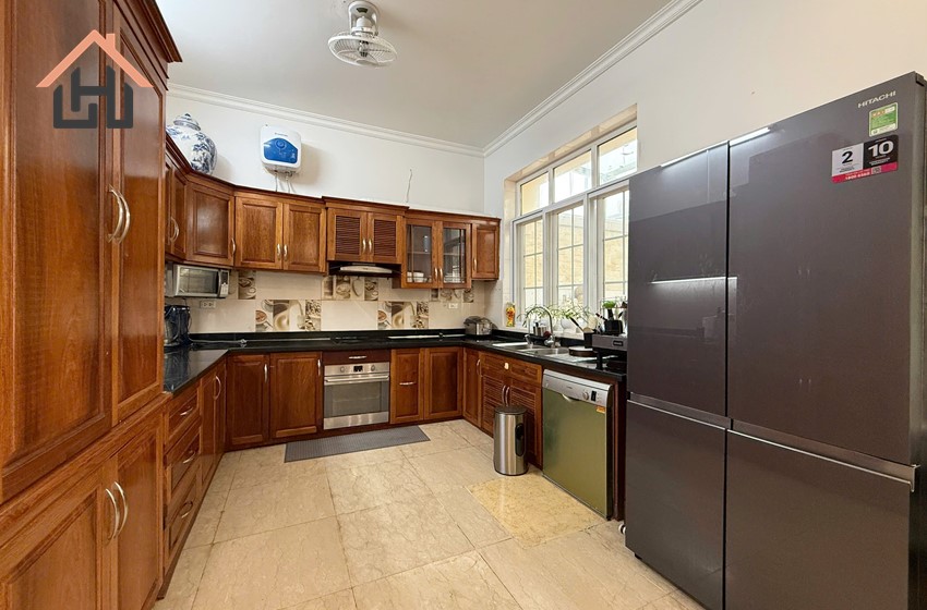 Spacious 4-Bedroom Villa with Yard for rent in Ciputra, Hanoi