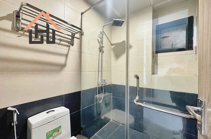 Comfortable West Lake Living, 01 Apartment in Tu Hoa, West Lake, Hanoi