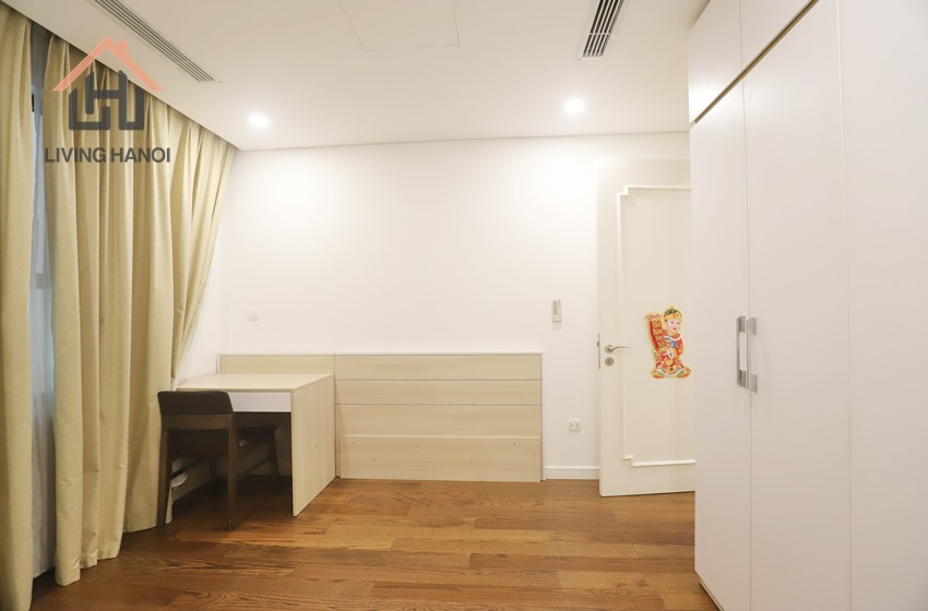 Nice 3 bedroom condominium for rent in D’Le roi soleil