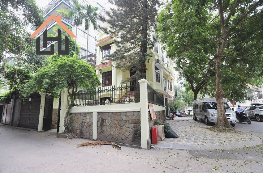 4-Bedroom Villa with Garden in the Heart of Tay Ho, Hanoi
