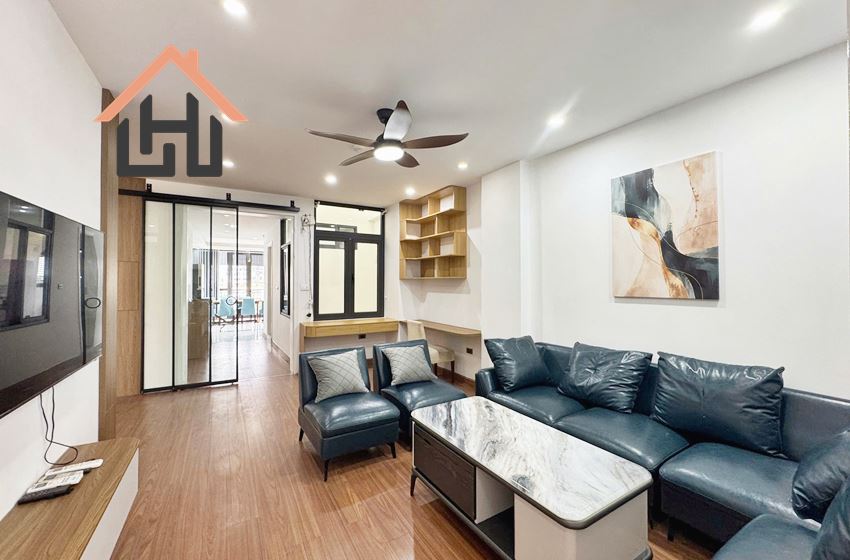 Spacious 2-Bedroom Apartment with Bathtub – Central Location, Hanoi