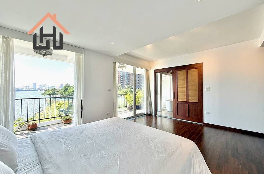 Duplex apartment with lake view and balcony for rent in Tay Ho, Hanoi
