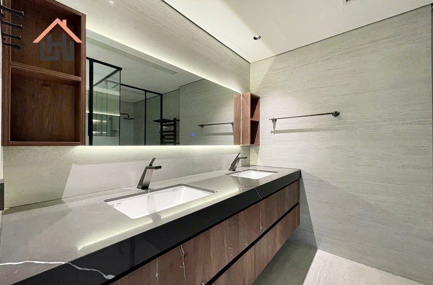 Gorgeous 4 bedroom condominium apartment for rent in Sunshine Riverside, Hanoi