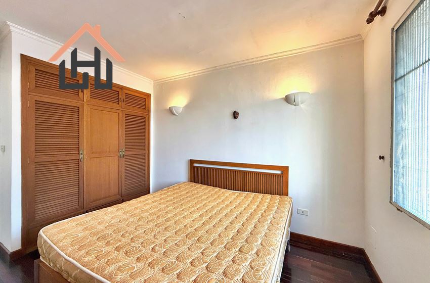 Spacious & Bright 2-Bedroom Apartment in Central Tay Ho, Hanoi