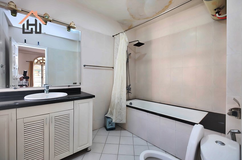 Spacious house for rent in Tay Ho, Hanoi