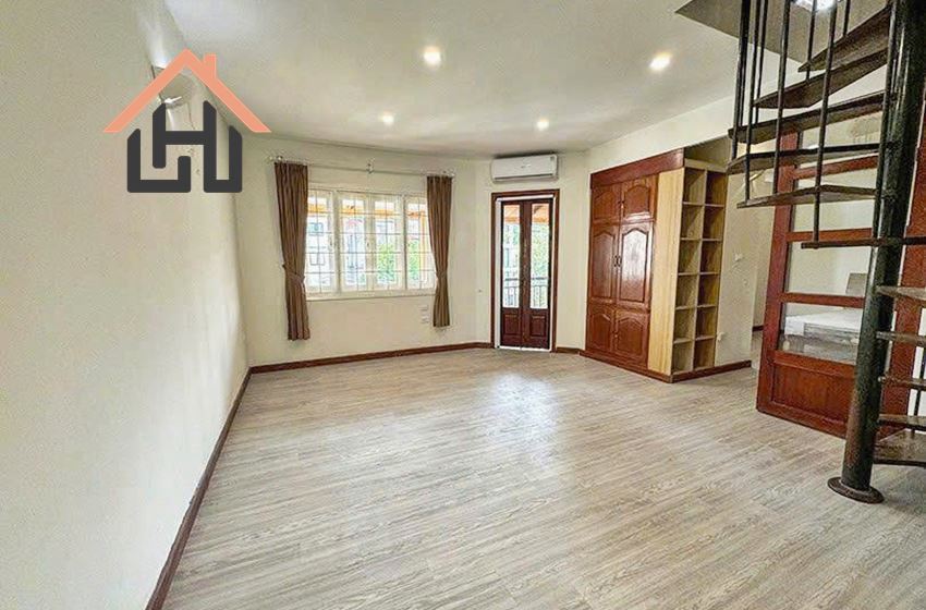 Spacious 4-Bedroom House with Private Garden in Central Tay Ho