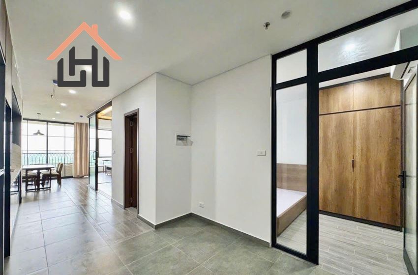 Bright 2-bedroom, 2-bathroom apartment in Tu Lien, Tay Ho, Hanoi