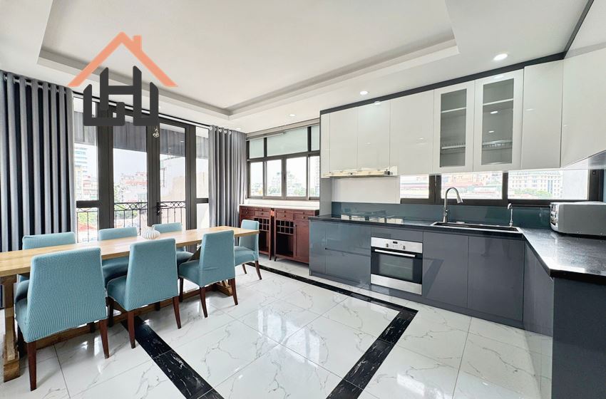 Spacious 2-Bedroom Apartment with Bathtub – Central Location, Hanoi