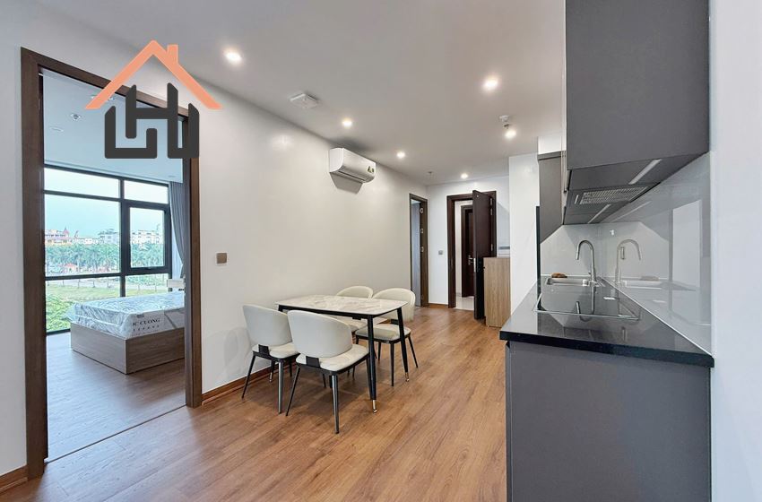 Spacious 2 Bedroom Serviced Apartment with Beautiful Lake View, Tay Ho, Hanoi