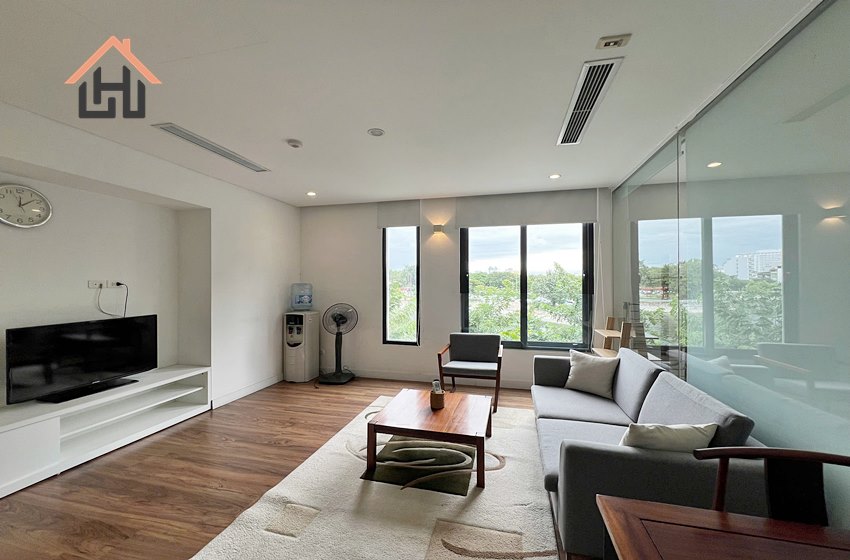 Lake view 1 bedroom apartment for rent in Ho Ba Mau area, Hanoi
