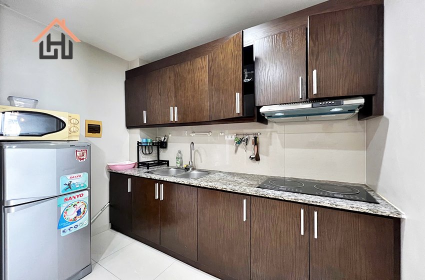 Lake view 1 bedroom apartment for rent in Truc Bach area, Hanoi
