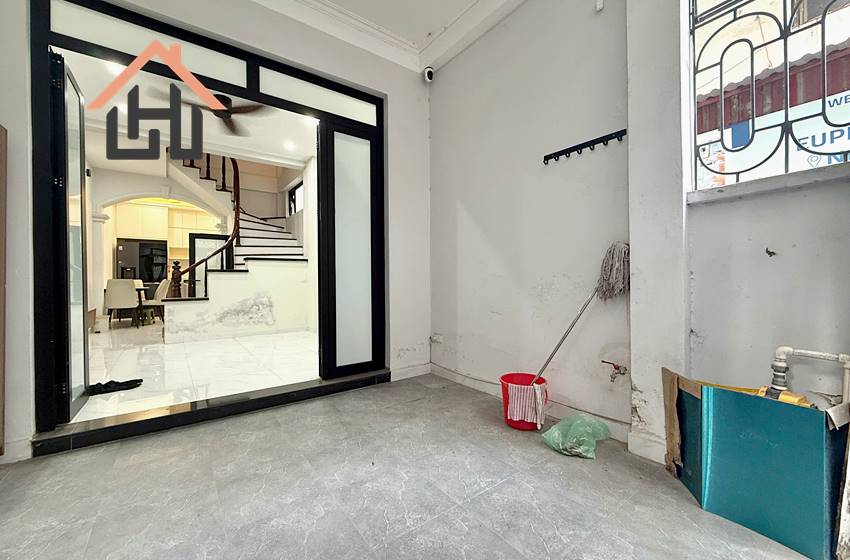 Affordable 4-Bedroom House for Rent in Tay Ho, Hanoi