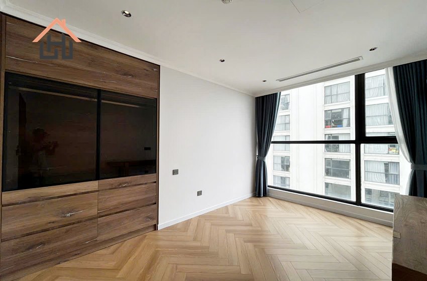 Gorgeous 4 bedroom condominium apartment for rent in Sunshine Riverside, Hanoi