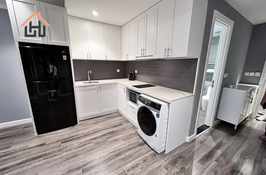 Beautiful 2 bedroom apartment for rent in Ba Dinh, Hanoi