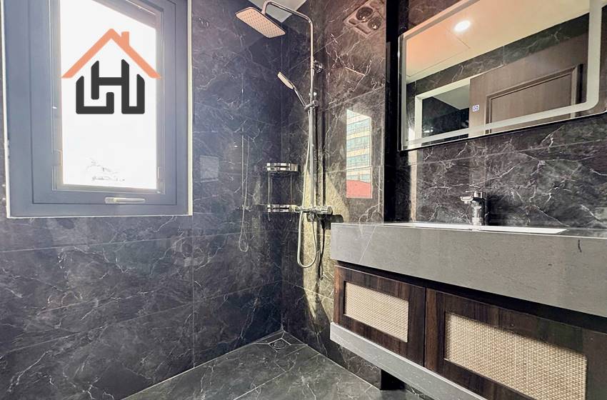 A stylish and brand-new 1-bedroom duplex apartment located on Cua Bac Street, Ba Dinh