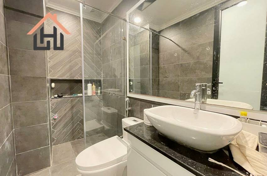 3-Bedroom House in Dang Thai Mai – Balcony & Private Yard