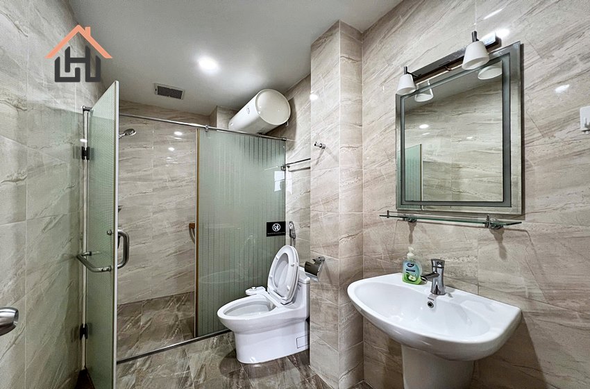 Lake view 1 bedroom apartment for rent in Truc Bach area, Hanoi
