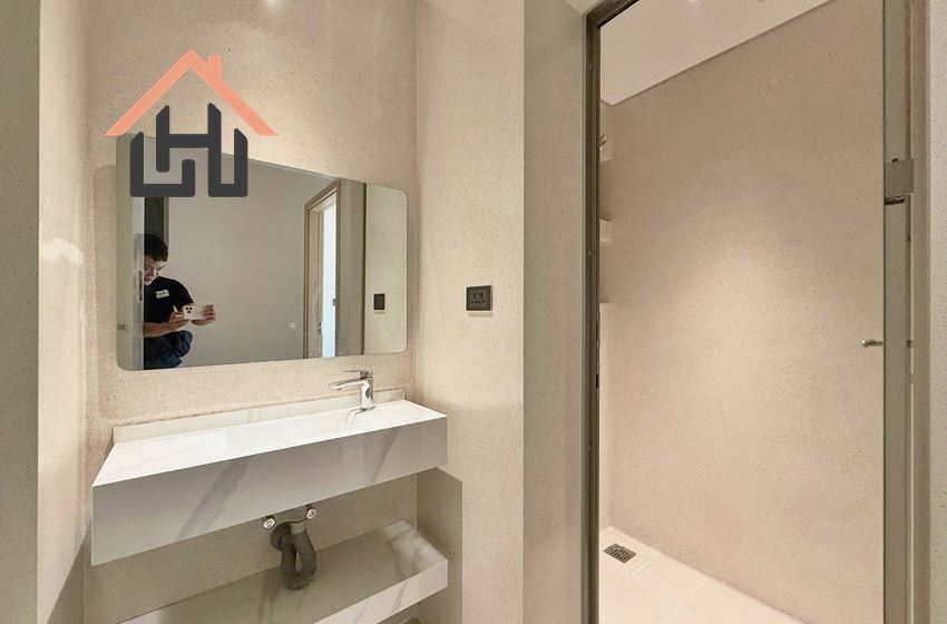 Bright & Modern 3BR apartment, 170sqm, West Lake, Hanoi