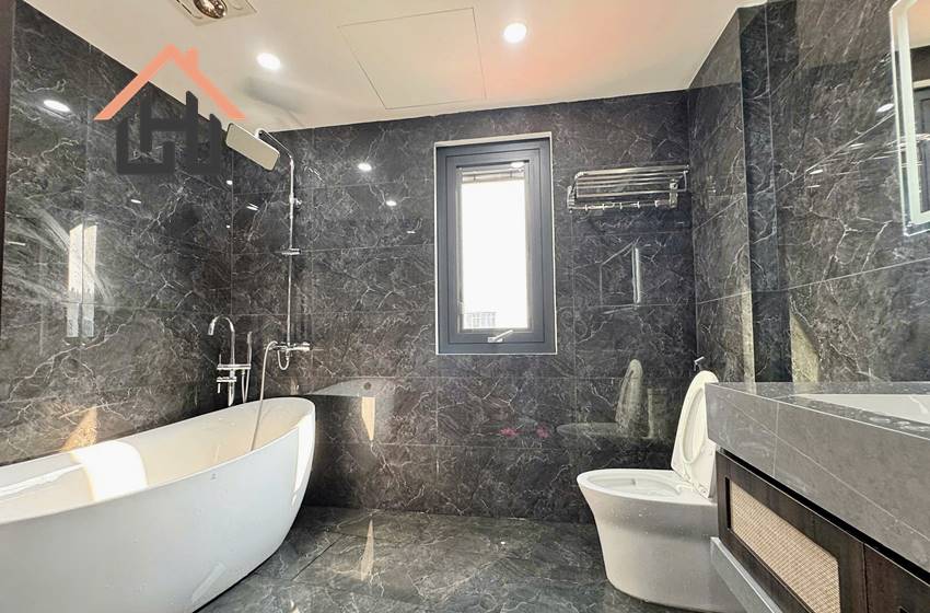 A stylish and brand-new 1-bedroom duplex apartment located on Cua Bac Street, Ba Dinh