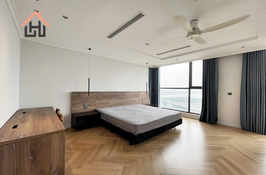 Gorgeous 4 bedroom condominium apartment for rent in Sunshine Riverside, Hanoi