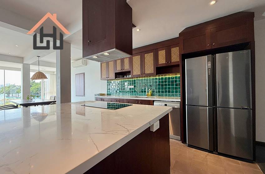 Duplex apartment with lake view and balcony for rent in Tay Ho, Hanoi