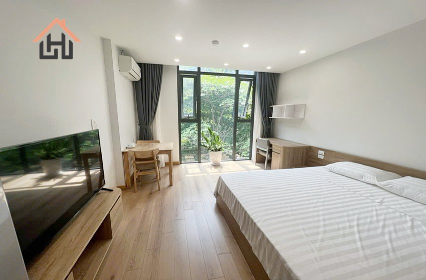 Bright studio for rent in Ba Dinh, Hanoi