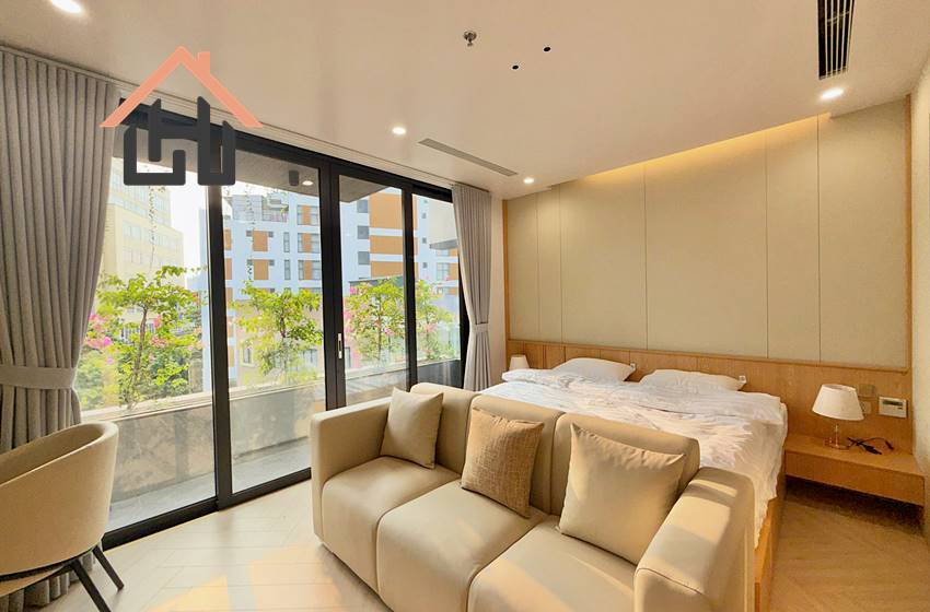Brand new and modern 1 bedroom apartment for Rent in Hanoi.
