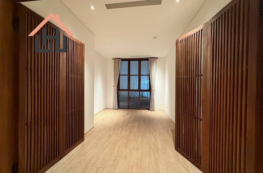 Luxury four bedroom serviced apartment for rent in Tay Ho, Hanoi