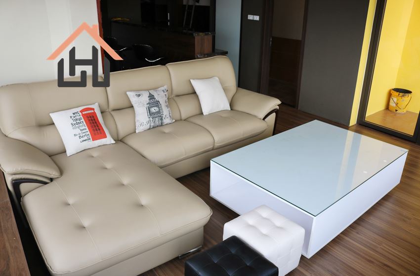 Bright 3BR apartment in West Lake, Hanoi