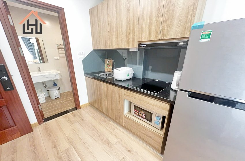 Bright studio for rent in Ba Dinh, Hanoi
