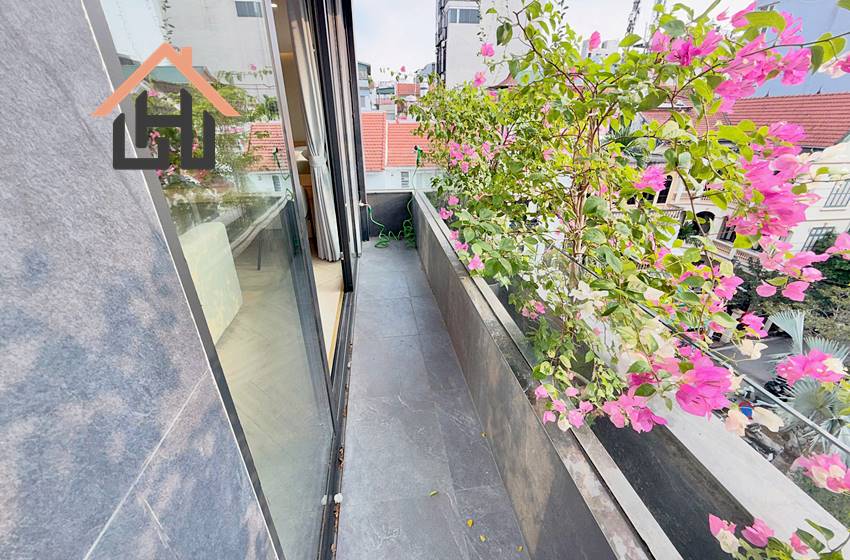 Brand new and modern 1 bedroom apartment for Rent in Hanoi.