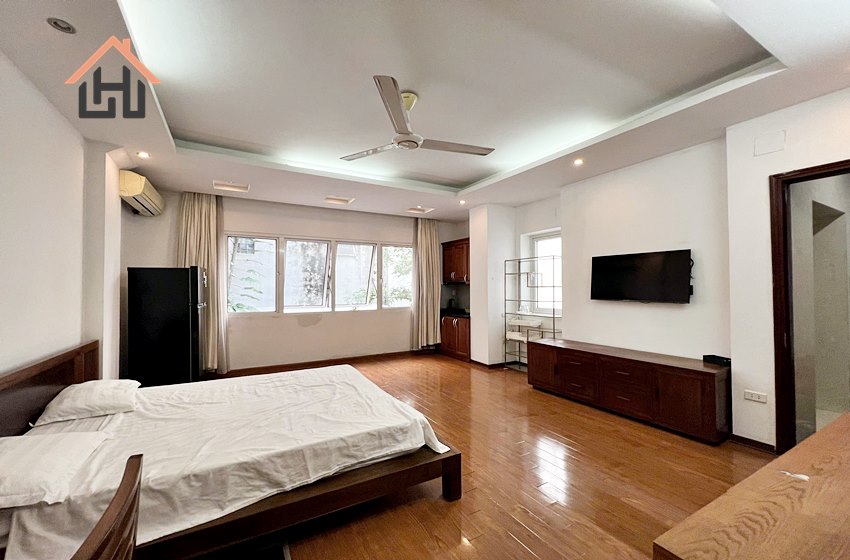 Cosy studio apartment for rent in Hai Ba Trung area, Hanoi